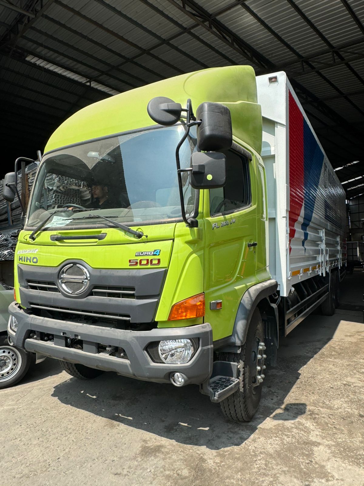 Dealer Hino Medan