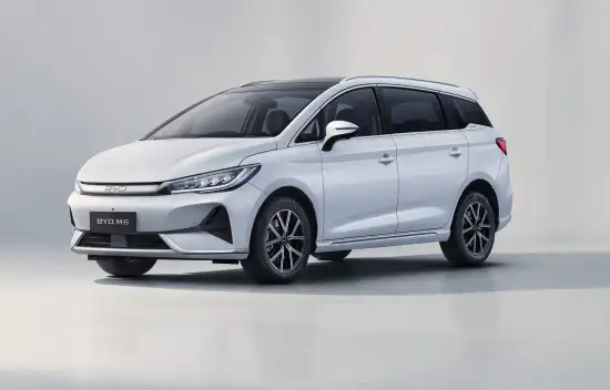 Foto Mobil BYD M6 - Dealer Byd Malang Promo & Harga